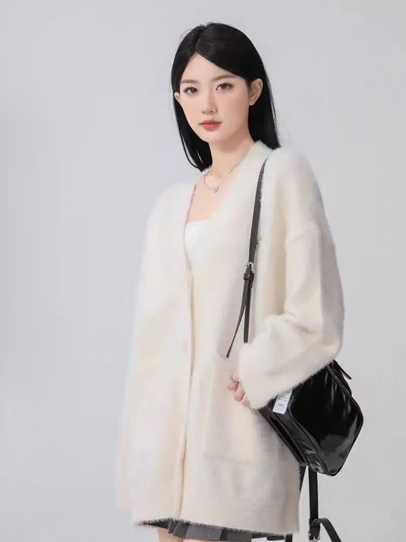 

2026 Весенне-осенний женский свитер-кардиган со свободным v-образным вырезом