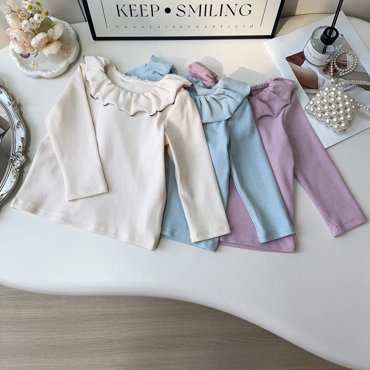 New Korean Style 2025 Long Sleeved Base Shirt for Girls in Spring and Autumn Featuring A Stylish Lotus Leaf Lace Base Shirt