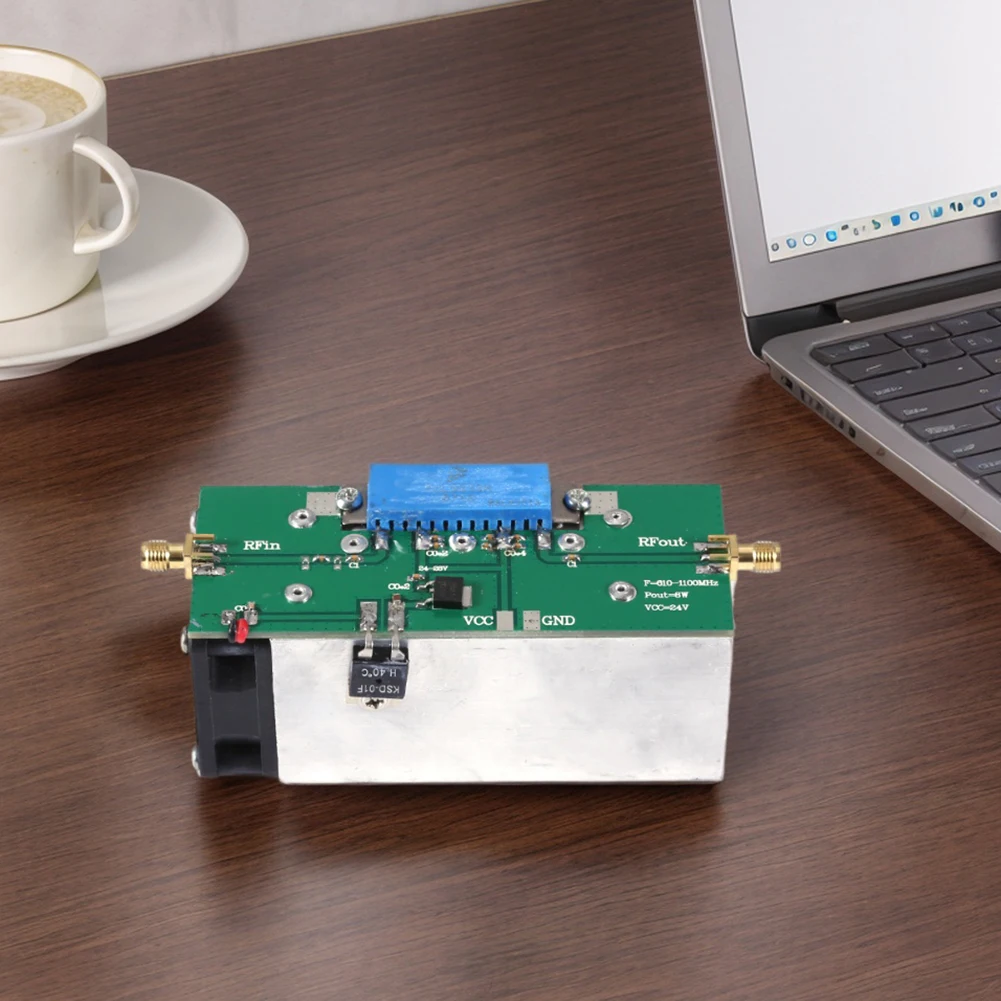 RF Power Amp 600-1100MHz Gain=30dB Pout=8W with Heat Sink RF Amplifier AMP Amplifier for Ham Radio