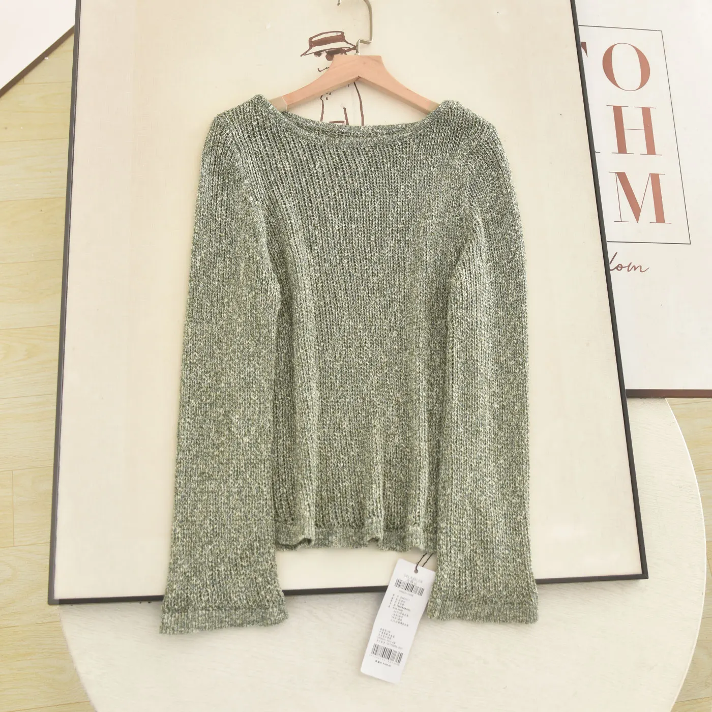 Xiao Ai's 2026 Autumn New Style Loose round Neck Long Sleeve Knitted Sweater Green Hollow out Breathable Women's Fashion Top