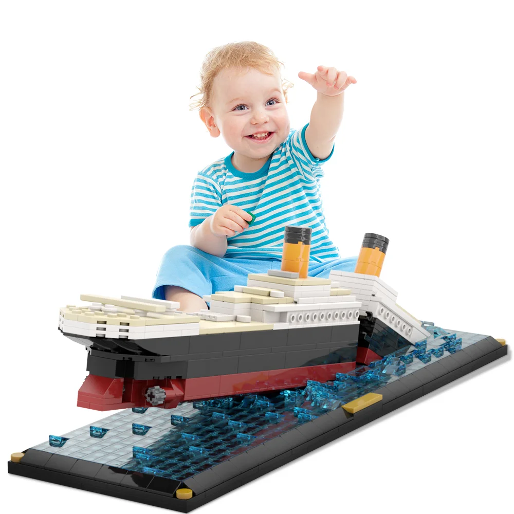 

MOC Mini RMS Titanic Sank Ship Model Break in Half MOC Building Blocks Bricks Boat Kit Construcrion Sets Gift Adult Children