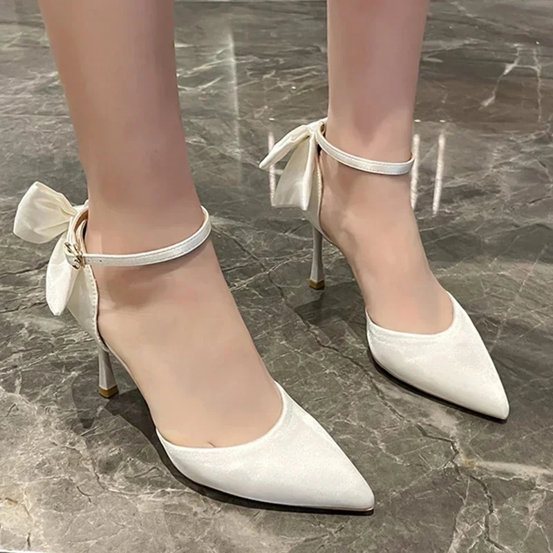 Zapatos de tacón alto con lazo para mujer, calzado elegante con hebilla puntiaguda, para boda, primavera y otoño, 2024