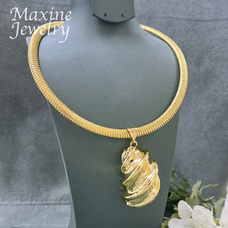 Daily Wear Trendy Dubai 24K Gold Plated Necklace Spiral Pendant Earrings Jewelry Set Golden Party African Bridal Wedding Gifts