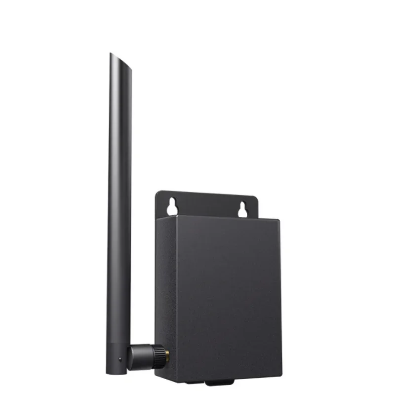 Outdoor 4G LTE Router 300mbps Speed IP67 Waterproof 24v POE Power 4G Wireless Sim Card Slot 2.4Ghz Frequency WPA2 Encryption