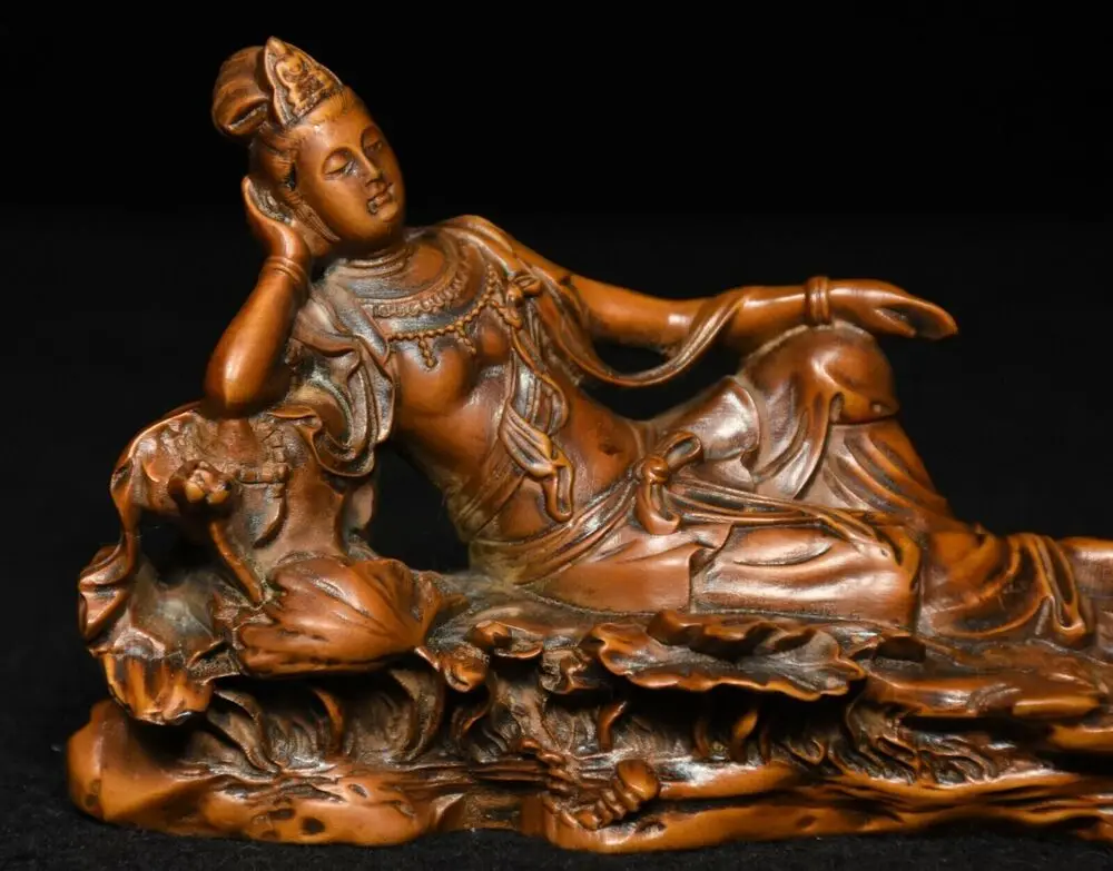 China Buddhism Boxwood wood Carving Lotus Kwan-yin Guan Yin Boddhisattva Statue