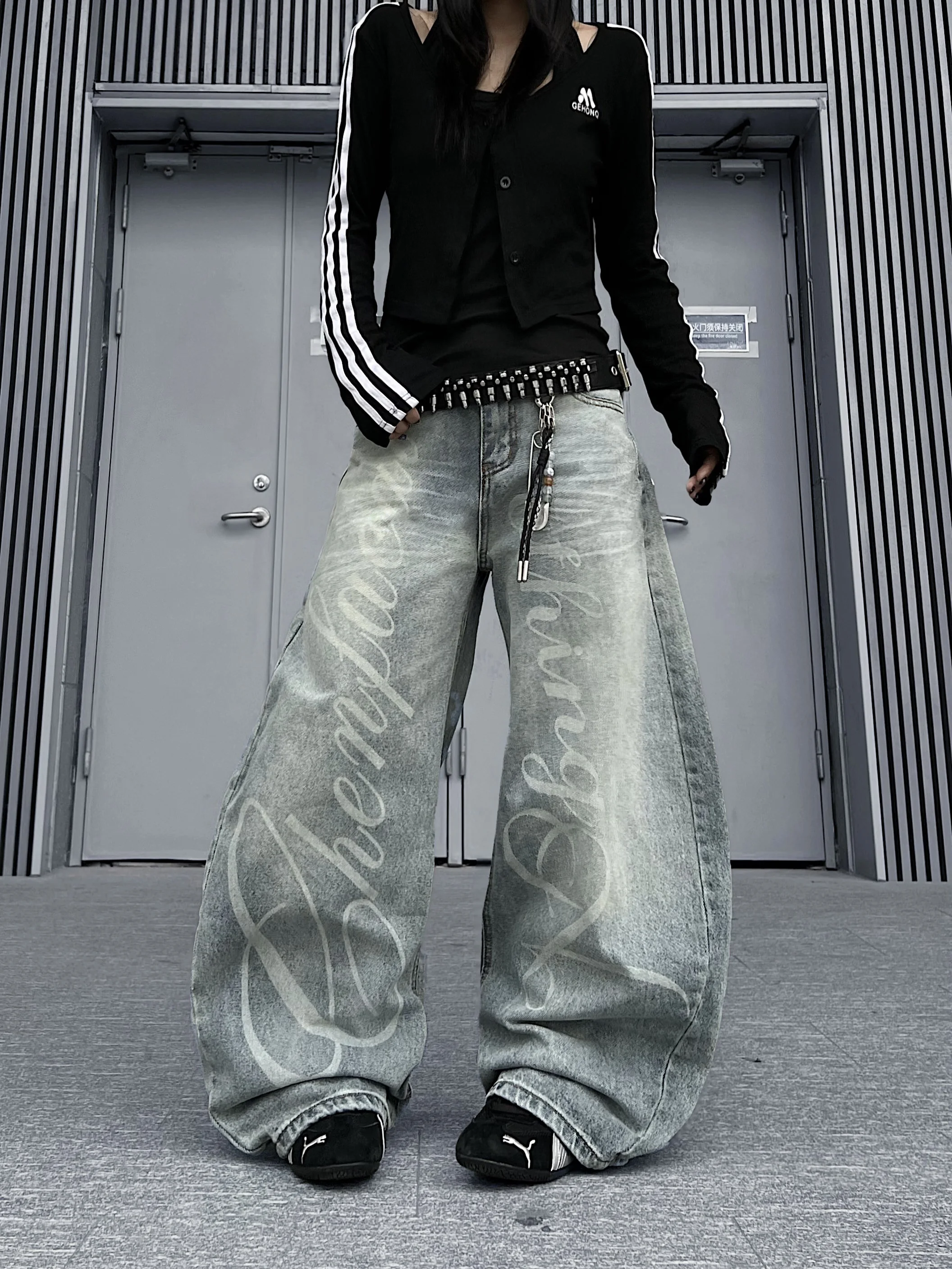 

Ретро-джинсы в американском стиле с эффектом потертости, широкие, свободного кроя, современные брендовые джинсовые брюки, повседневные прямые длинные штаны