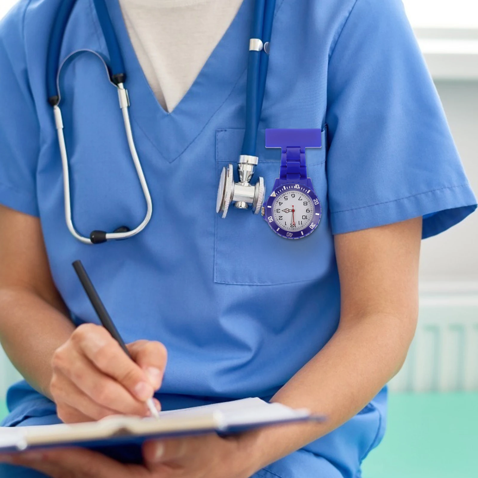 

1Pcs Lapel Watch Luminous Pointer Night Light Nurse Doctor Waterproof Exquisite Craftsmanship Practical Pocket Watch