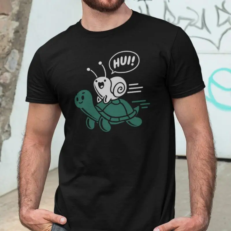 

Hui Escargot Monte Tortue Cartoon Citations Drôle Amusement Comédie Fun T Shirt