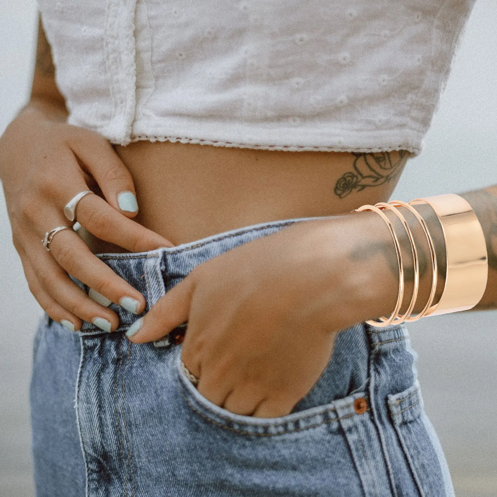 

4pcs Open Bracelet Wide Band Bangle Set Fashion Durable Wrist For Women Unique Chic Arm Bracelets Gift Accessories Hand Chain