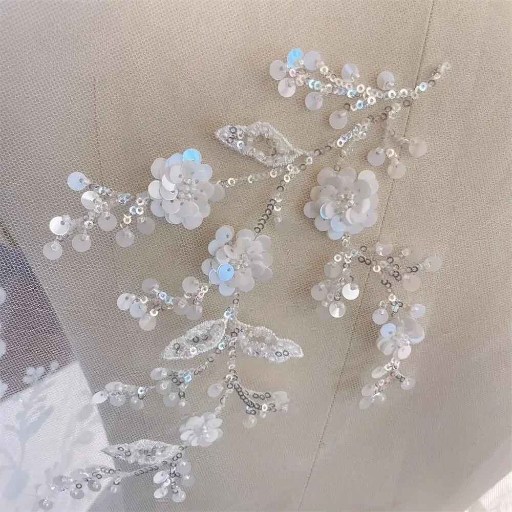 

Embroidered Lace Fabric for Wedding Dress, Shining Bride Fabric, 3D Flowers, Beaded Sequins, Background Decoration Accessories