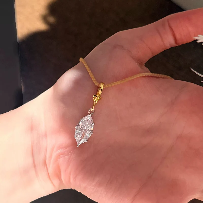 Two Tone Sparkling Horse Eye Zircon Necklace High-end Italian Craftsmanship Detachable Universal Buckle Necklaces For Women