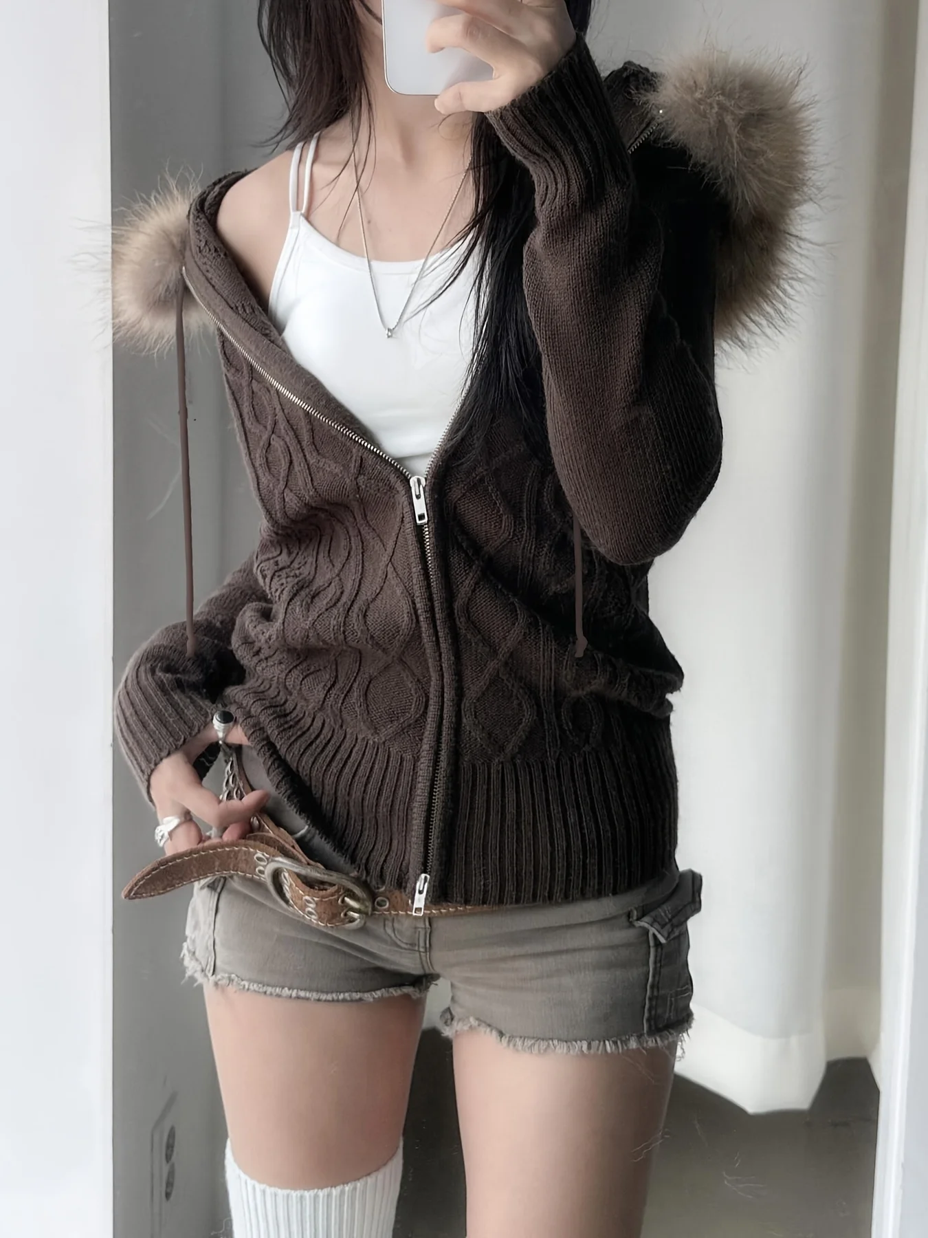 

2025 Autumn Winter New Retro Cable Knit Zip Up Cardigan Slim Warm Furry Hooded Coat for Women
