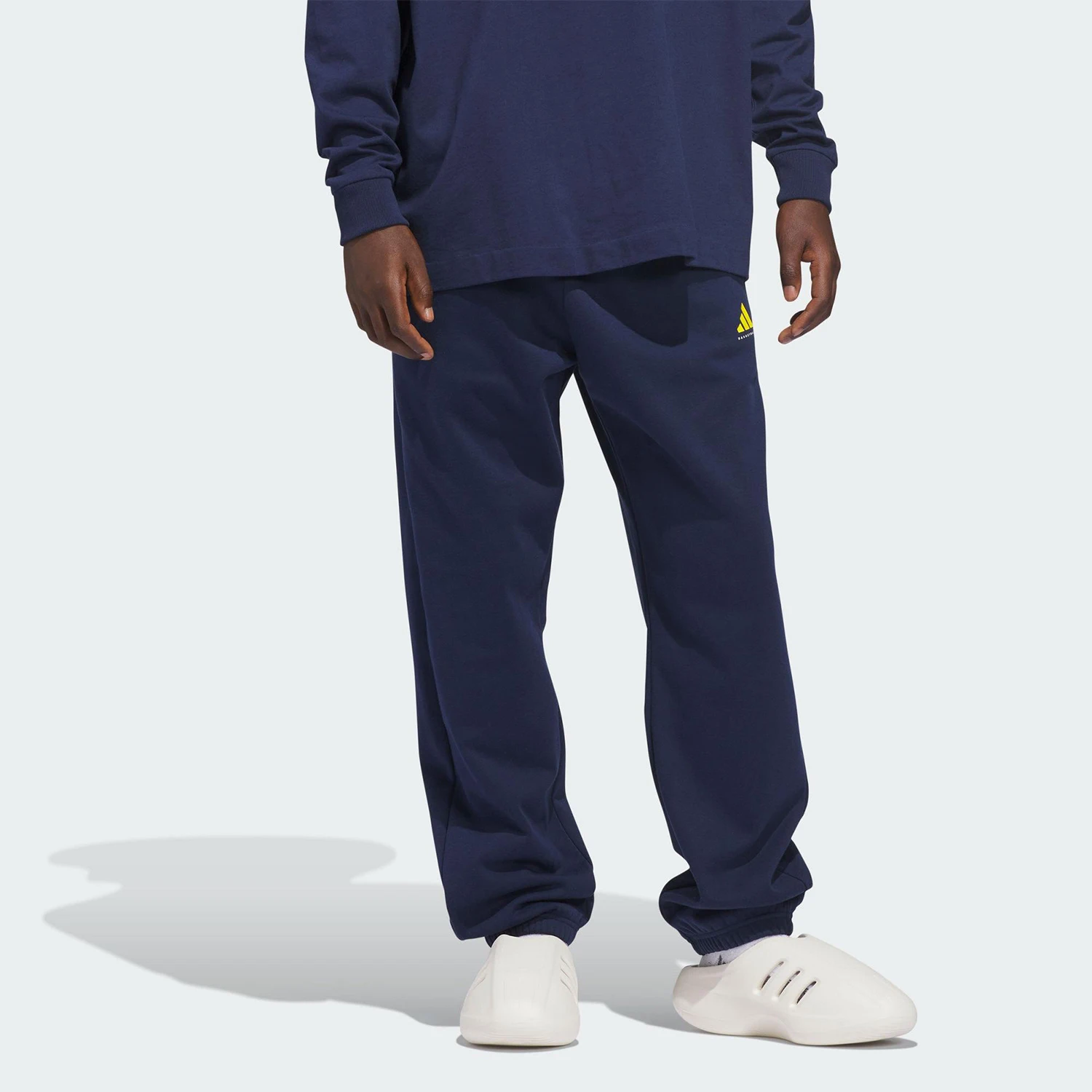

Adidas Authentic Winter Style Men's Women's Elastic Waist Straight Leg Pants JZ9531