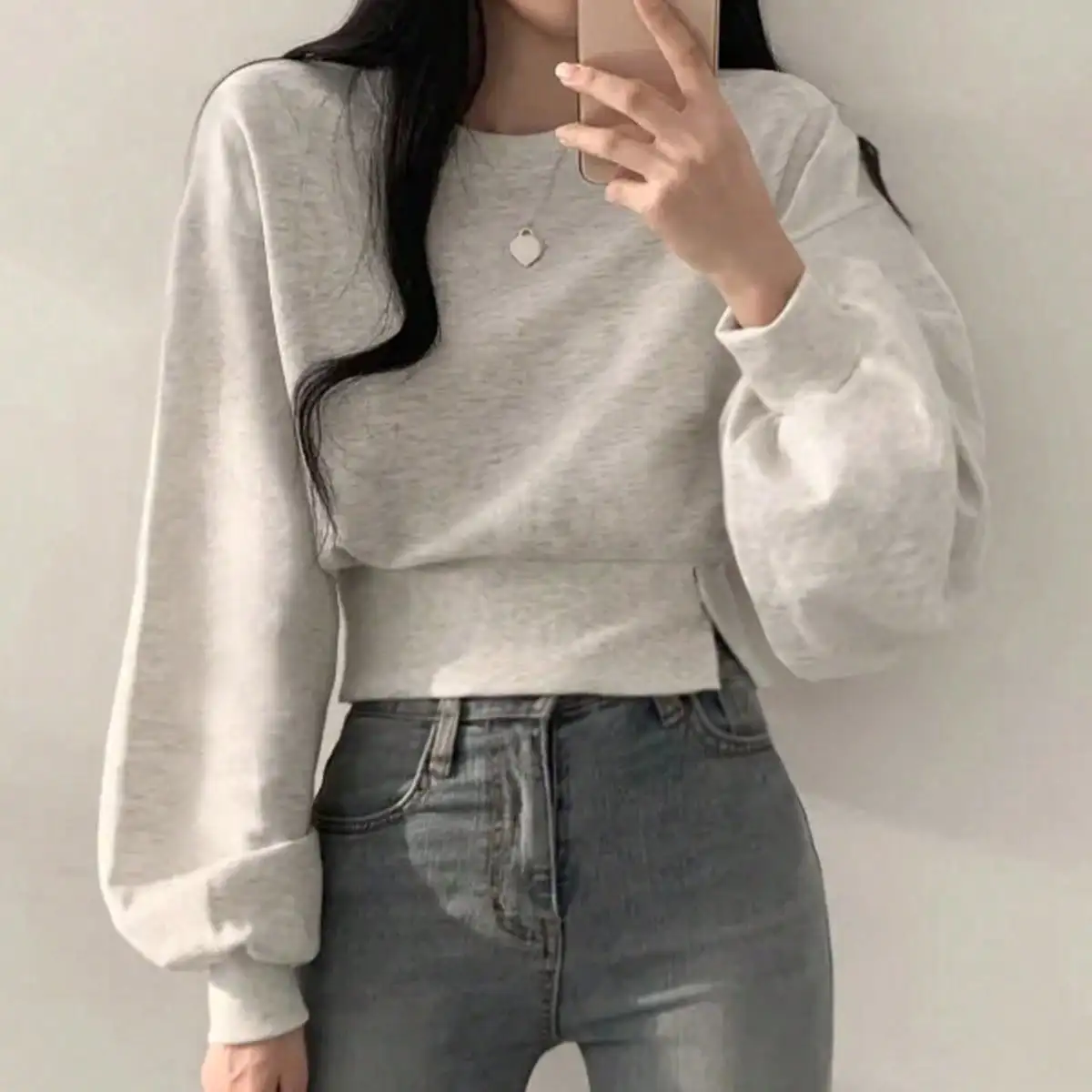 Korean Chic Autum Gray Loose Casual Round Neck Top Design Niche Korean Style Short Long Sleeves for Women