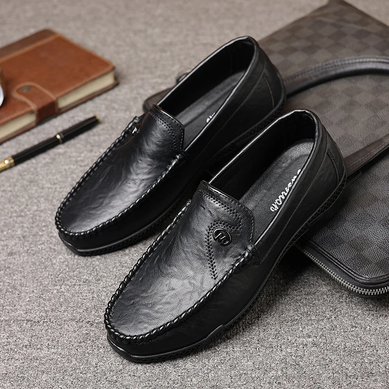 Genuine Leather Men Shoes Casual Luxury Brand Men Loafers Italian Moccasins Breathable Slip on Men Driving Shoes Chaussure Homme