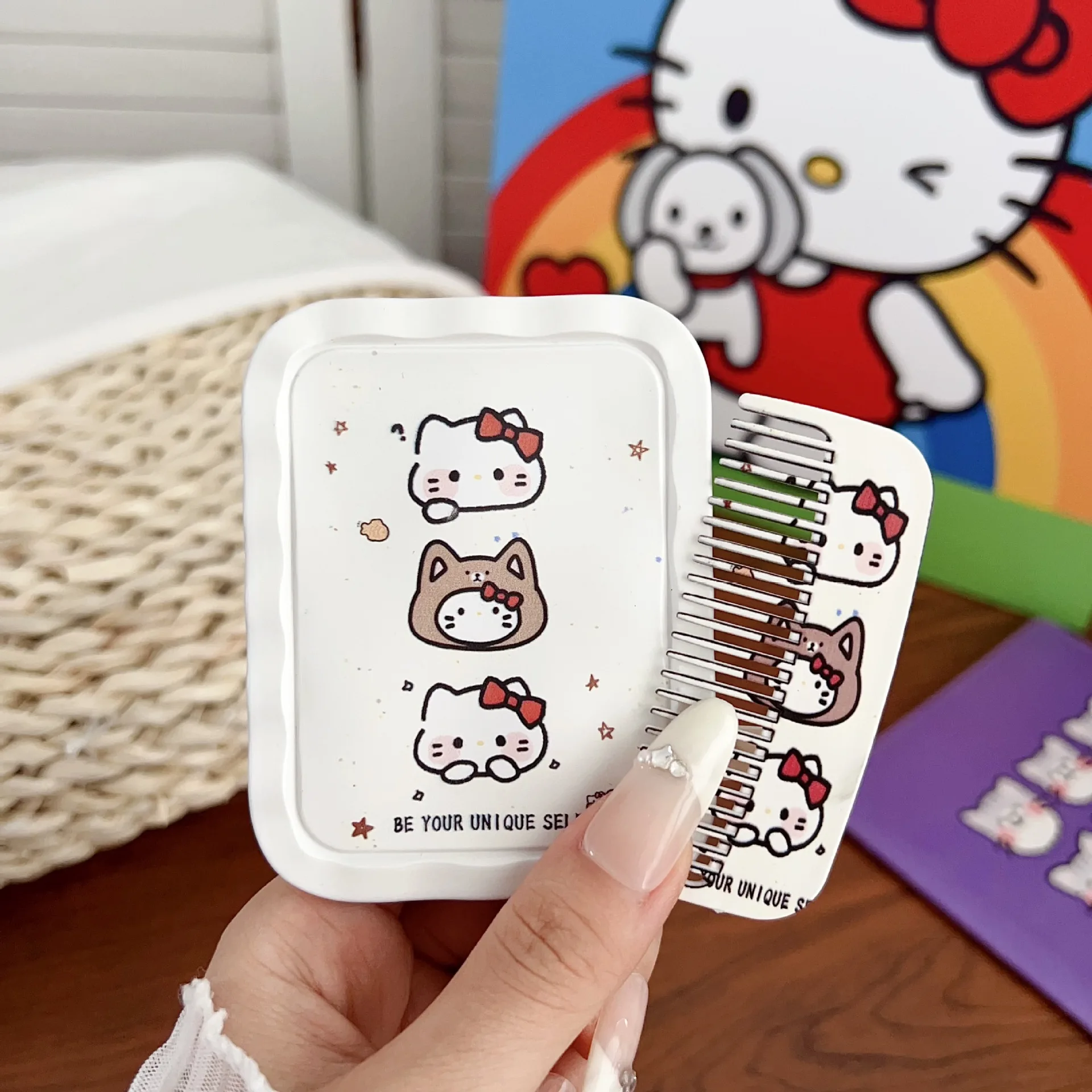 Sanrio KT Cute Student Small Mirror Portable Folding Makeup Mirror Dormitory Girl Makeup Mini Handheld Makeup Mirror Comb in One