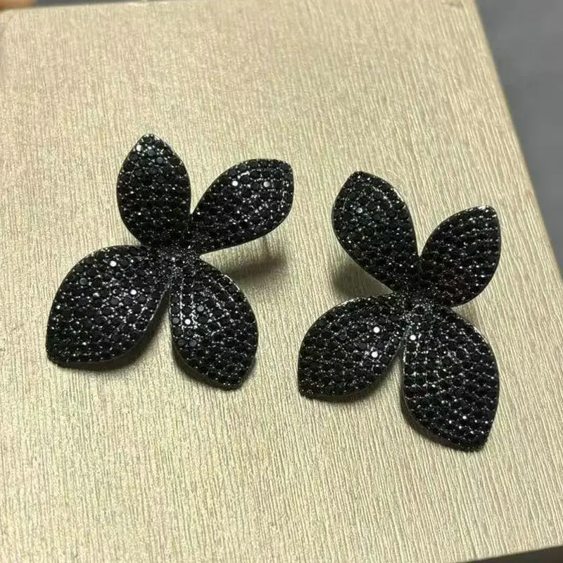 Bilincolor Vintage Green Leaf Earring for Women