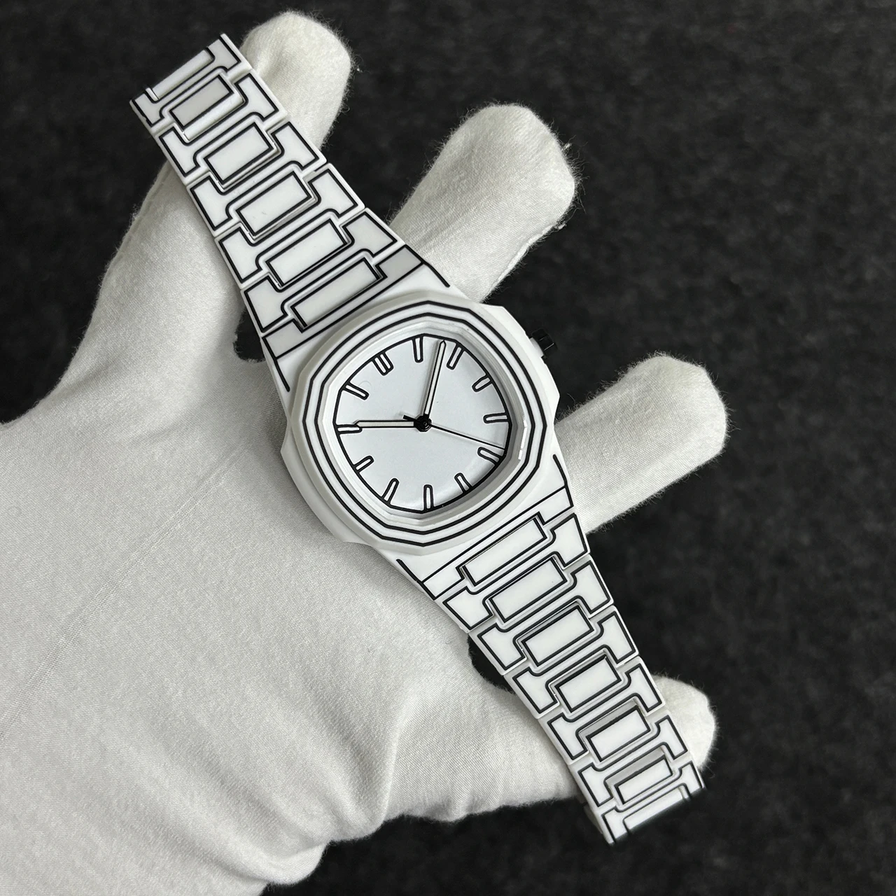 Top-quality Luxurious Men's Sketch Quartz Watch with Arabic Numeral Display in 3D Comic Style