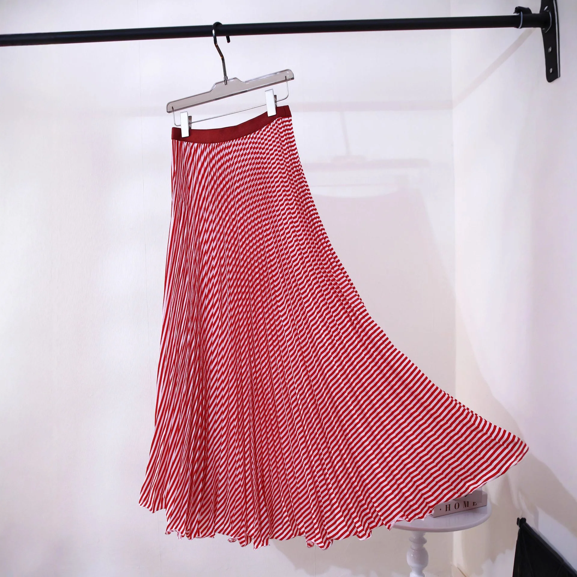 

Высококачественная винтажная юбка с принтом f, классическая плиссированная юбка трапециевидной формы, универсальная длинная юбка, женская мода