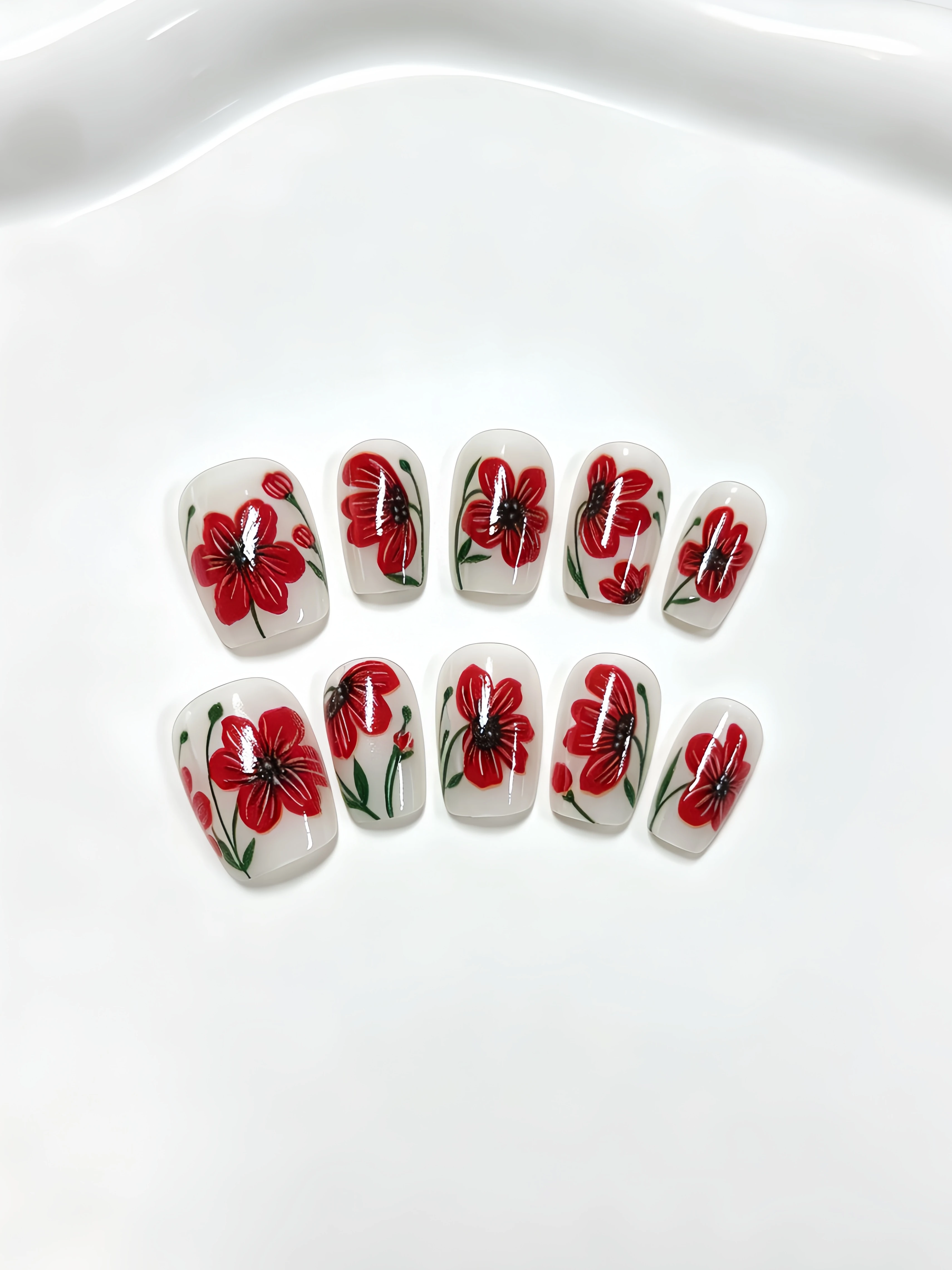 10-Piece Set, Short Square Round Nails, Milky White with Red Floral French Watercolor Style, Wearable Nails, Main Recommendation for Spring and Summer, Suitable for All Seasons, Ins Style for Gentle Commuting, Versatile Nail Tips for School and Class, Retro Niche Style