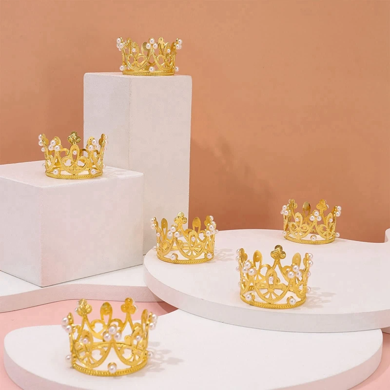 6Pcs Gold Mini Crown Cake Topper Small Crystal Pearl Cupcake Toppers Tiara Small Cupcakes Crown Metal For Wedding Birthday