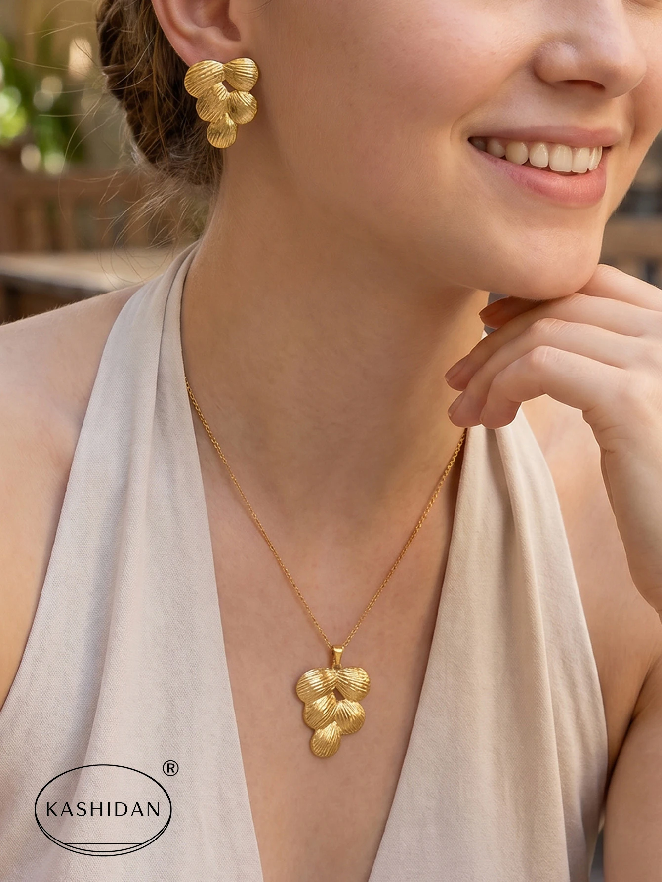 Fashion Stainless Steel Jewelry Set for Women Gold Color Chunky Textured Grape Cluster Necklace Set