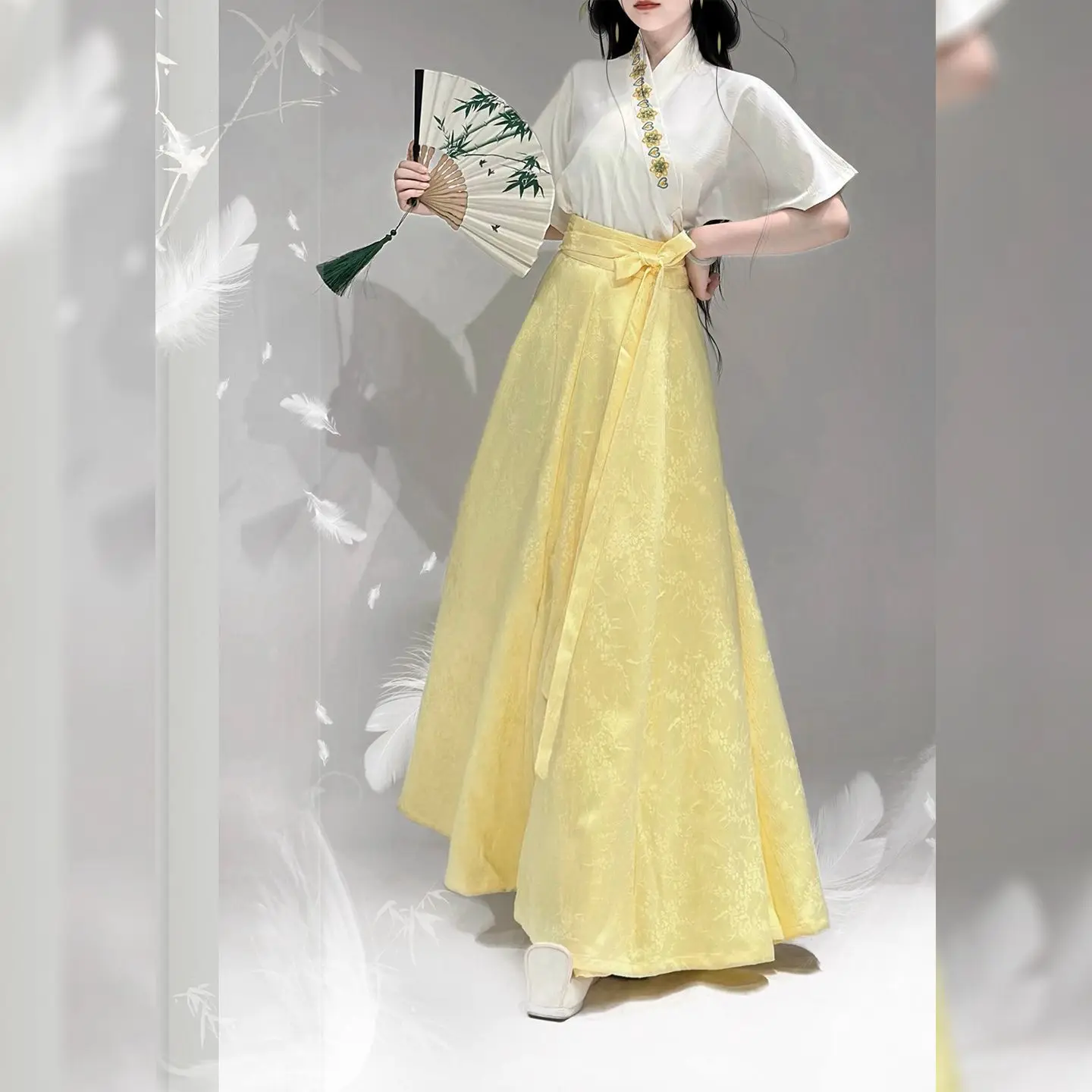 

Original Dopamine Hanfu Set - Women's Embroidered Cross-collar Blouse +Jacquard Skirt Traditional Chinese Outfit