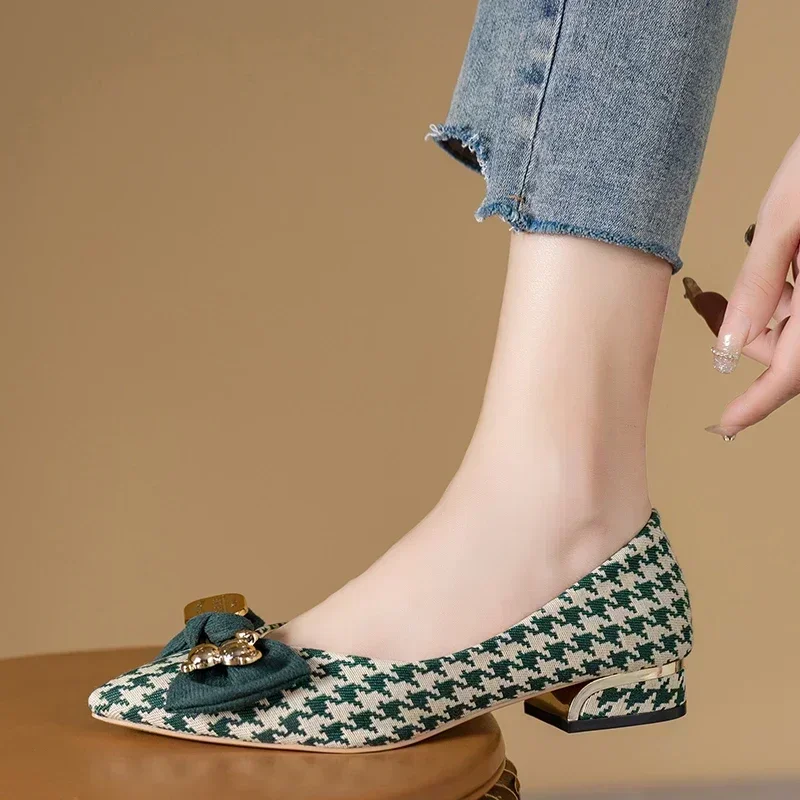 2024 Spring and Autumn Women's Shoes Versatile Pointed Toe Stitching Fashion New Flat Shoes Houndstooth Bow Basic High Heels