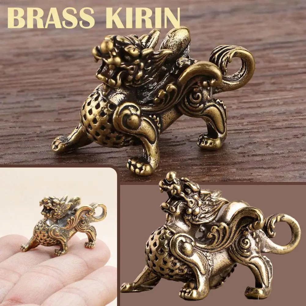 Cina Archaize ottone ciondolo Kirin fibbia chiave regali intagliati dio bestia piccola statua statuetta sculture gioielli