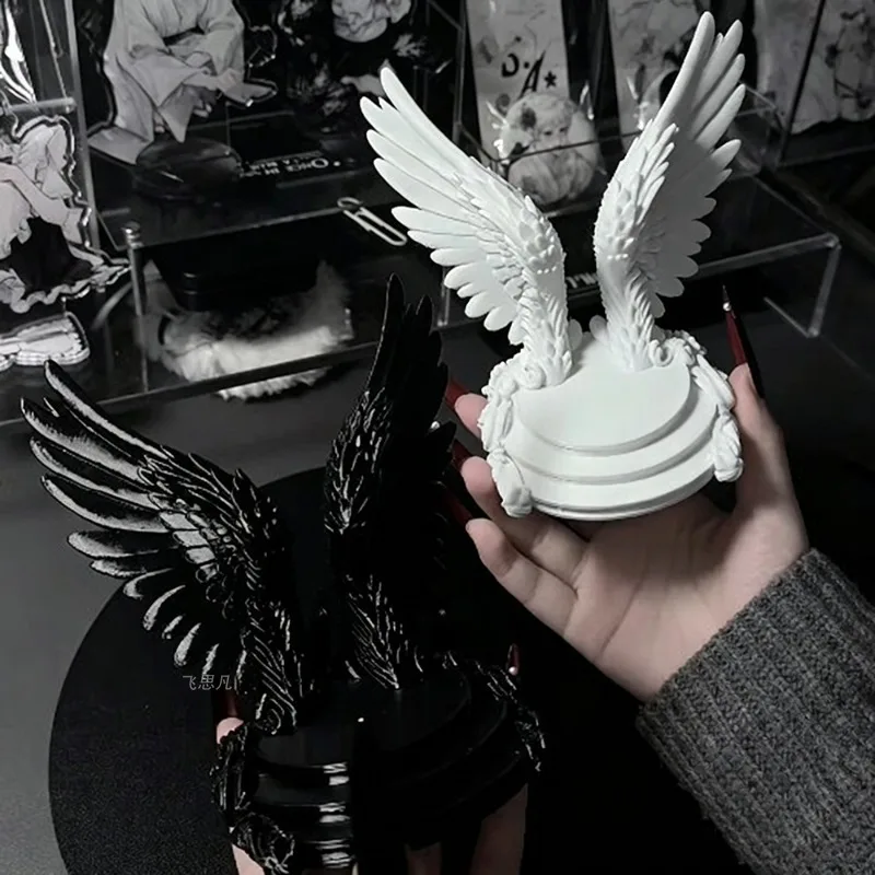 Horror Gothic 3D Sculpted Angel Wing Holder Desktop Display Stand for Anime Badges 3inch Kpop Photocards Vintage Shooting Props