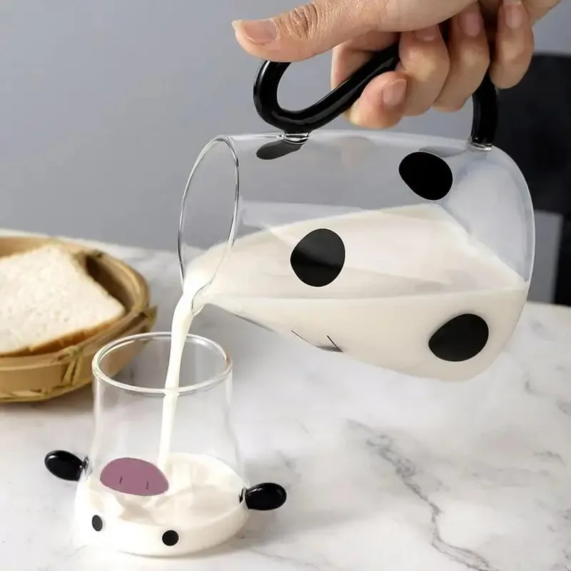 

Cow Glass Water Pitcher Bedside Milk Carafe with Cup Glass Cute Cow Glass Pitcher Kettle Jug Water Carafe for Midnight Drink