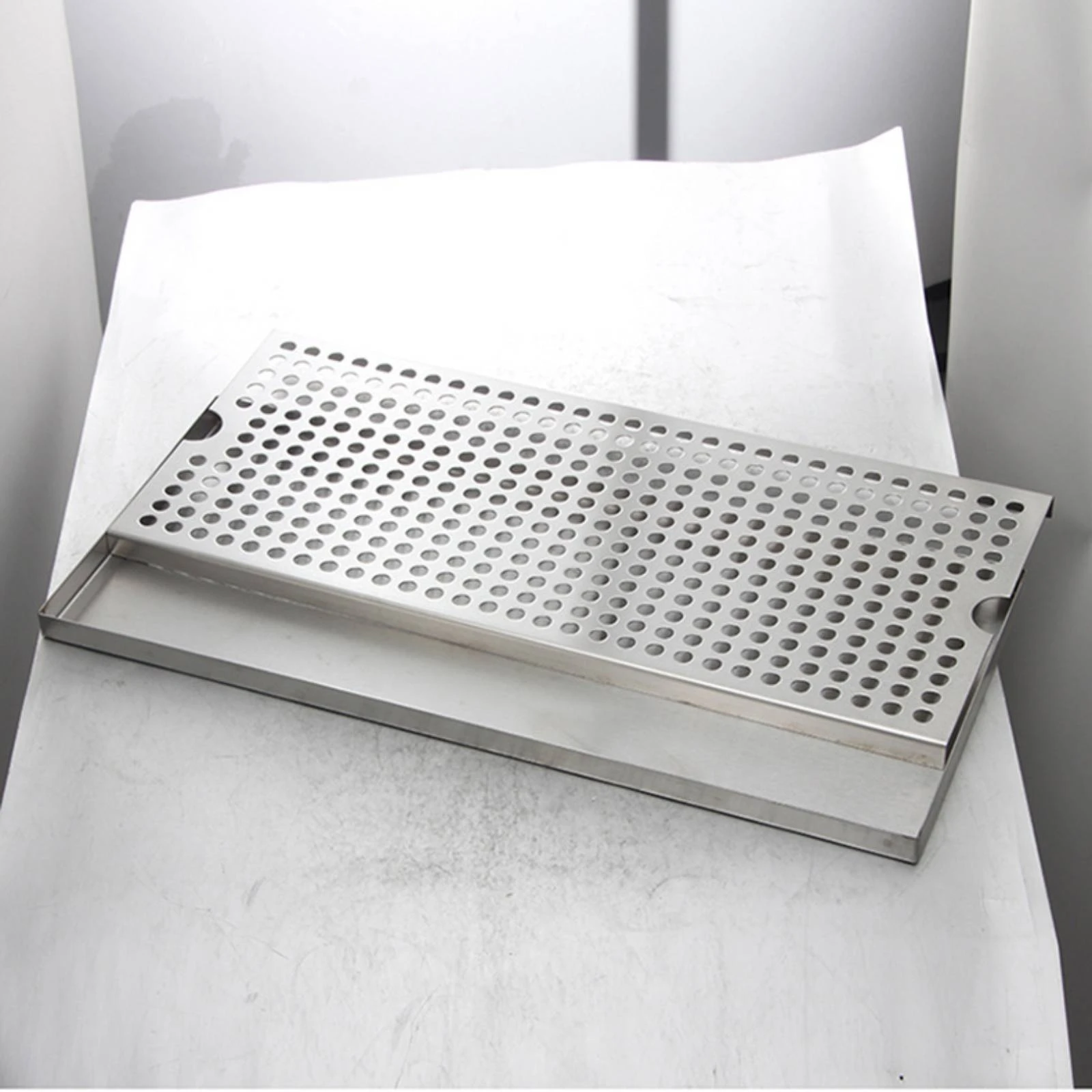 Stainless Steel Liquid-Collecting Tray Drainage Holes Bar Liquid-Collecting Tray Finger Grips Rust Resistant