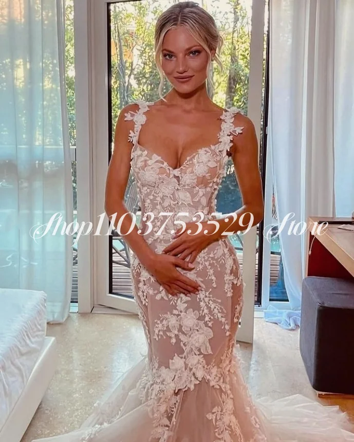 Luxury Sweetheart Backless Wedding Dress 2025 White Floral Appliques Mermaid Lace Customised Bridal Gown robe de mariée