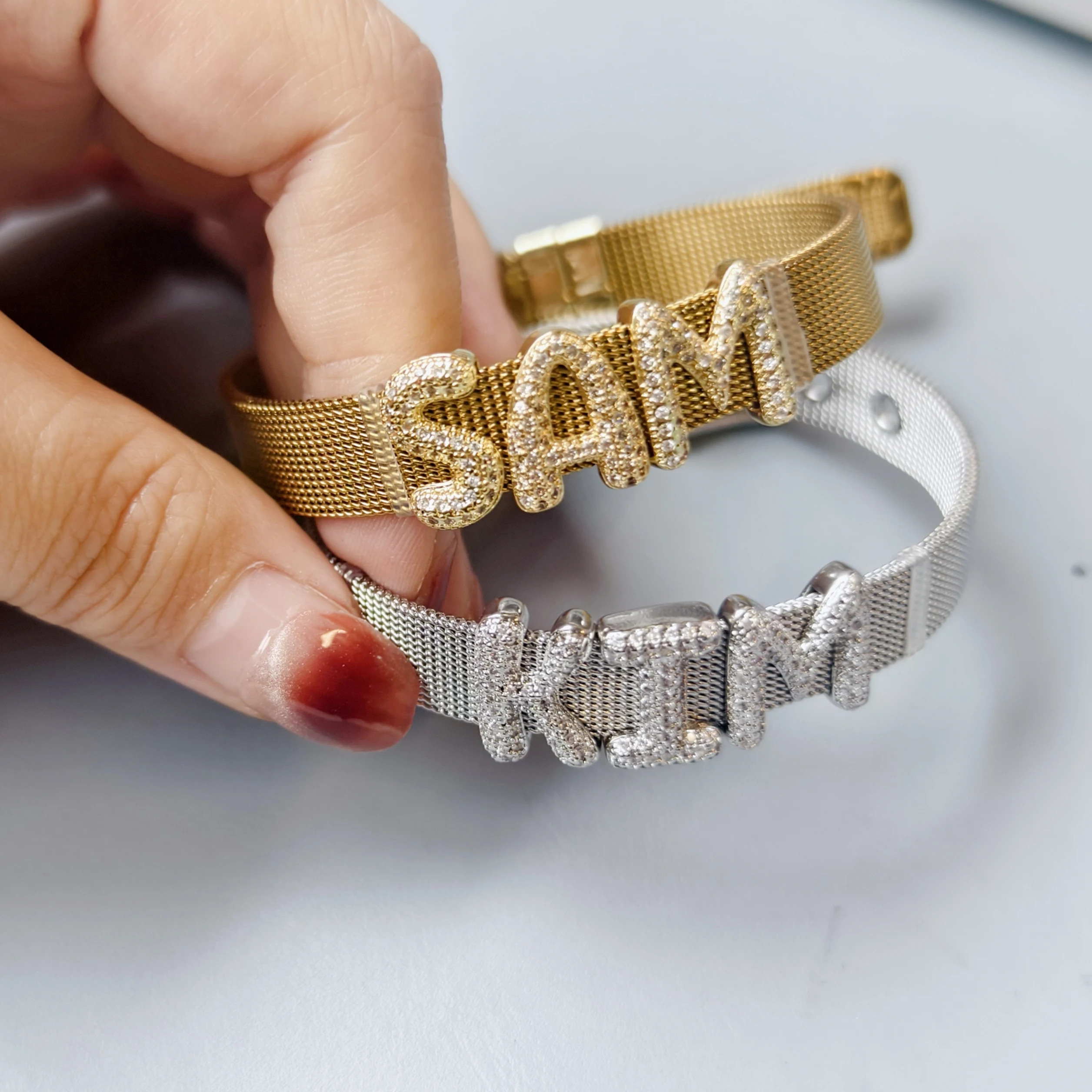 

MYDIY индивидуальный браслет с пузырьковыми буквами и ремешком для часов, персонализированный браслет с буквами и именем в стиле хип-хоп, ювелирные изделия с именем, подарки на день матери