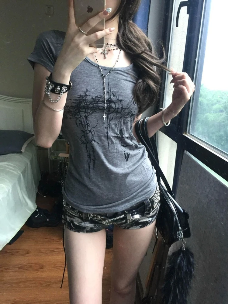 

HOUZHOU Harajuku Gray Print T-shirt Women Gothic Japanese Style Vintage T-shirts Grunge Y2k Punk Spicy Girl Short Sleeve Tees