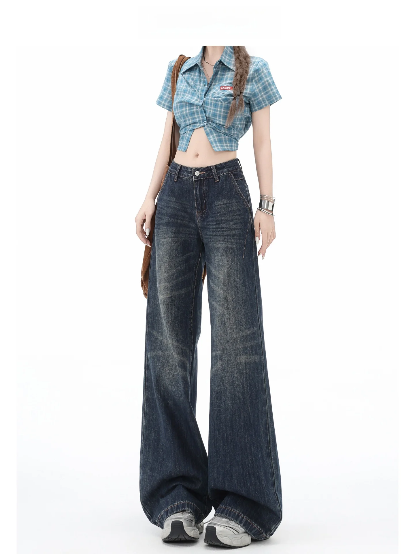 Calça Jeans Feminina Forever 21 High Street Azul de Cintura Alta Americana, Perna Larga Solta, Efeito Emagrecedor e Caimento Reto