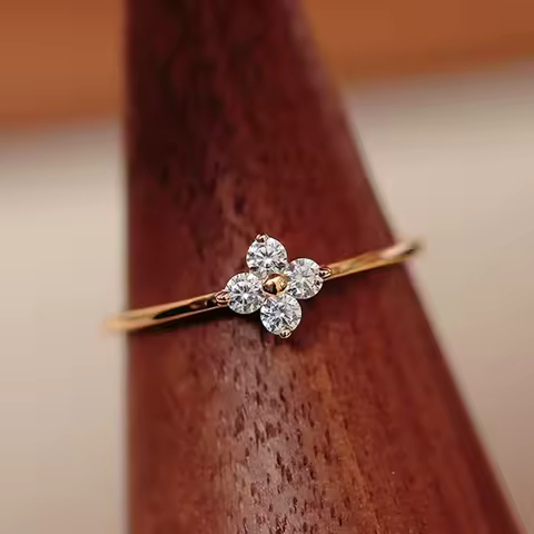 925 Thai Silver Inlaid Four Leaves Clover Zirconia Flower Ring for Women Simple Elegant Good Luck Anniversaries Jewelry Gift