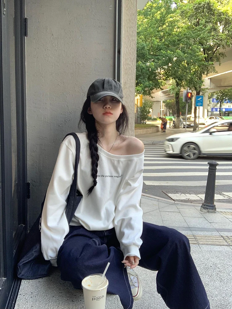 

Chic Spicy Girl White One-Shoulder Printed Long Sleeve Women's Top Korean Style Small Size Spring Autumn Fashion Trend