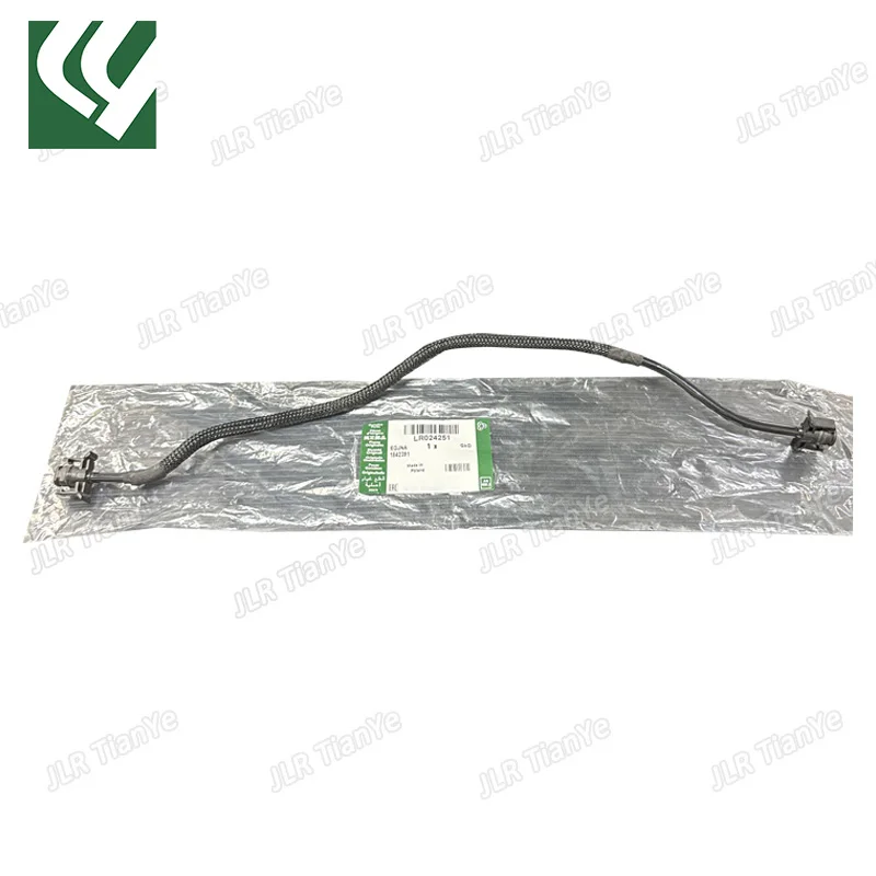 

2.0L RADIATOR TOP OVERFLOW HOSE SUITABLE FOR RANGE ROVER EVOQUE LR024251 LR060347
