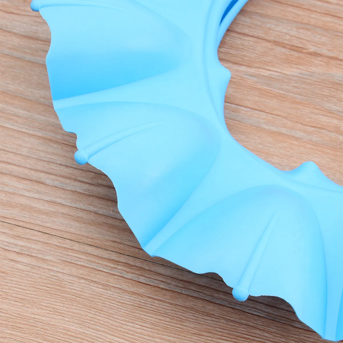 

Baby Shower Cap Waterproof Ear Protector Adjustable Tpe Material Soft Skin Friendly for Infant Hair Washing Bathing Time Blue