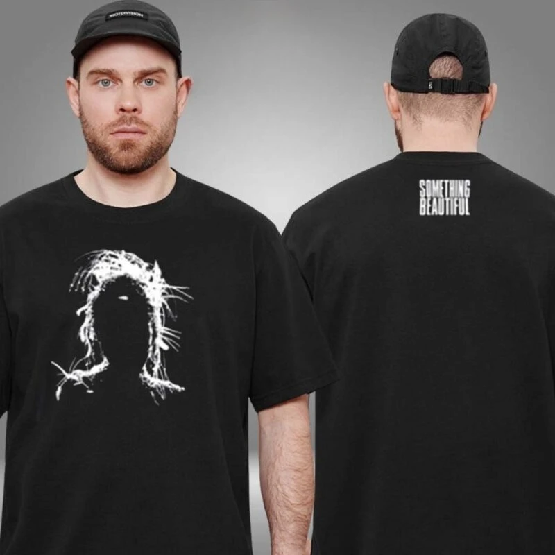 Miley Cyrus Something Beautiful Zweiseitiges Unisex-T-Shirt High-End-Luxus ist sowohl für Männer als auch für Frauen Top Y2k