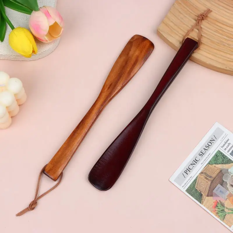 Space Saving Long Handle Wooden Shoehorn Hanging Shoe Remover Practical Shoe Lifter for Small Apartment Dorm Travel Use