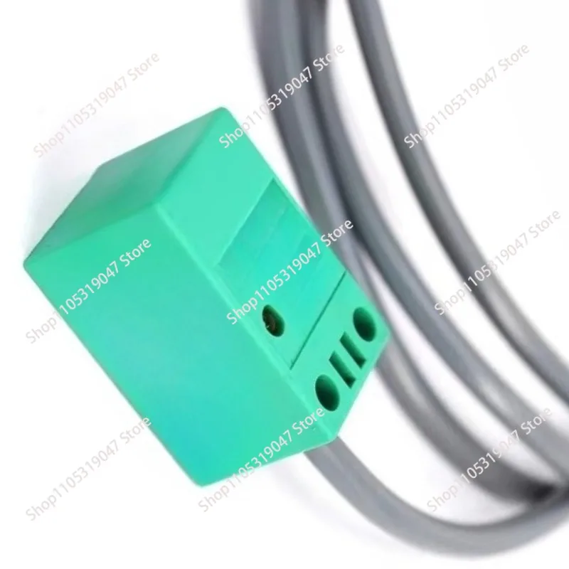 Suitable for EPT15 electric forklift 5-F7-E2/AZ17M05P proximity switch limit accessories