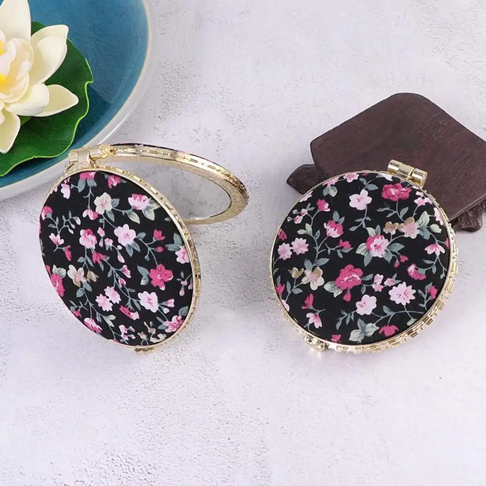 Mini espelho floral de bolso compacto de maquiagem, espelho portátil de dois lados dobrável para mulheres, espelhos cosméticos vintage, gi r3g5 1pc