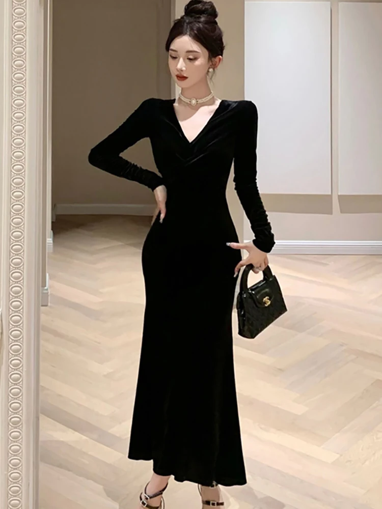 Autumn Winter Black Velvet Hepburn Luxury Long Dress Women Korean Vintage Bodycon Party Dress 2025 New Elegant Internation Dress