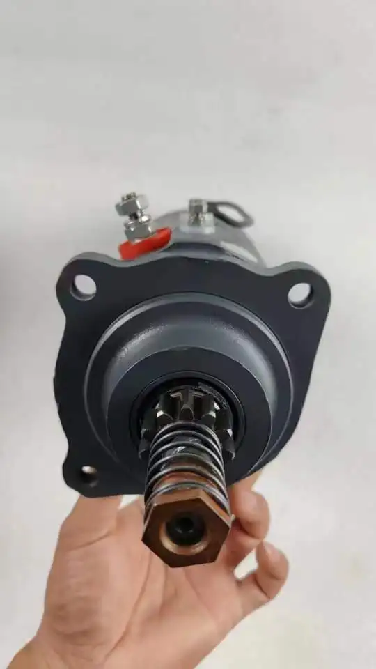 Рисунок 2 - Оригинальные детали двигателя Cumins 6BT QSB