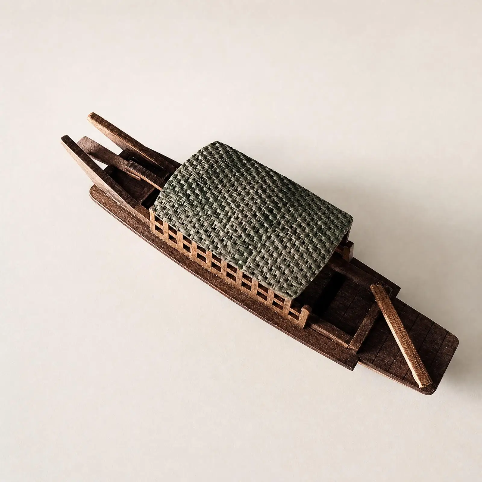 Chinese-Style Decorative Boat Model Rustic for Home Décor Enthusiasts, Collectors, Shelf Display, Study Room, Cultural-Themed
