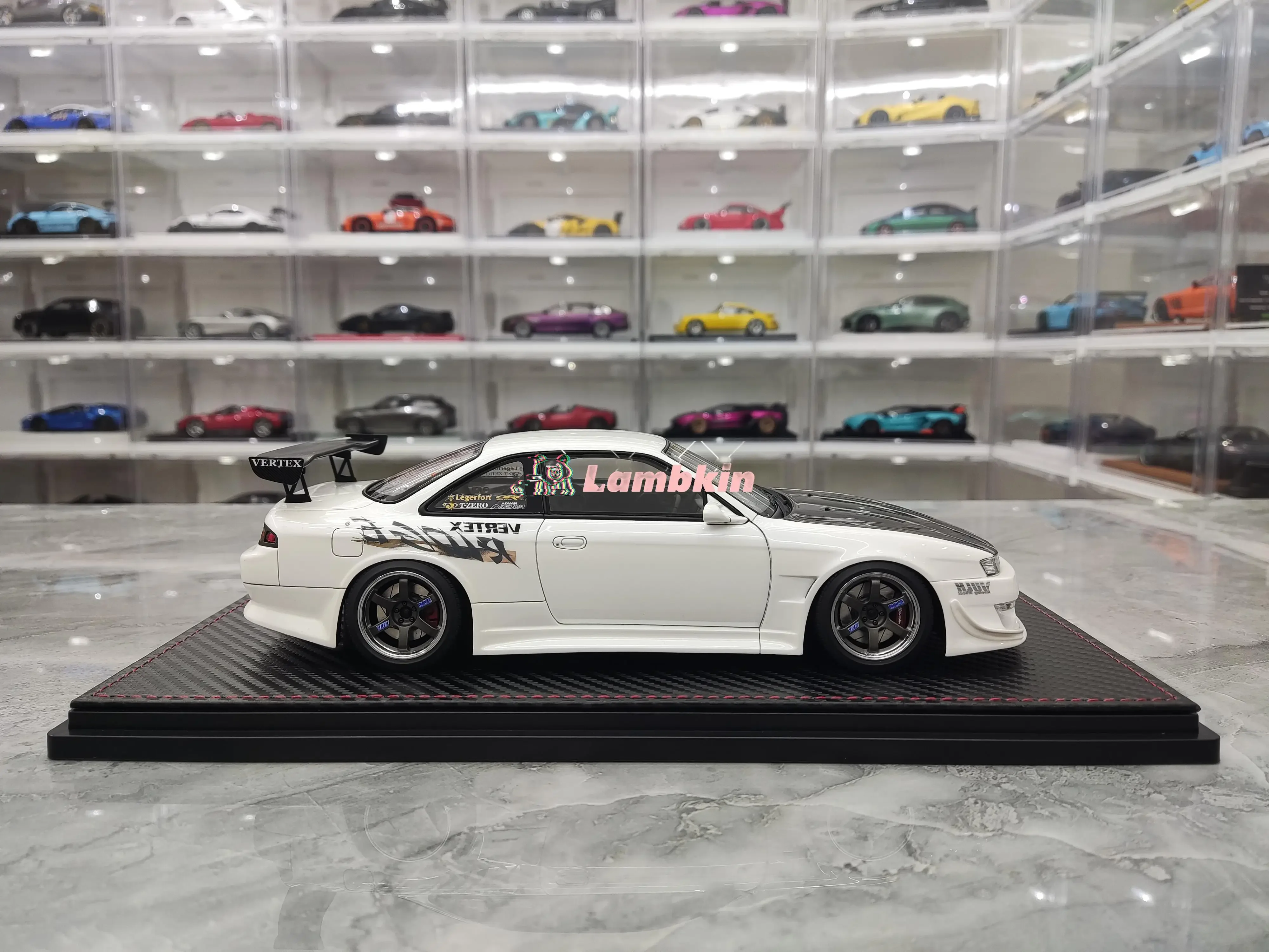 IG 1:18 para VERTEX S14 con simulación de motor, colección de modelos de coche de resina, modelos de gama alta, regalos de colecciones