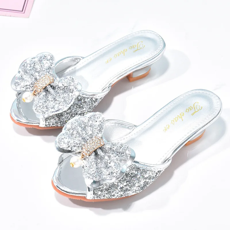 

2024 New Girls Slipper Summer Bow Sandals Sequined Princesse Children High Heel Flash Diamond Party Dress Shoes for Kids Slides