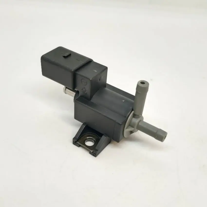 

03C906283B 03C906283A Turbocharger Solenoid Valve 7.02588.04.0